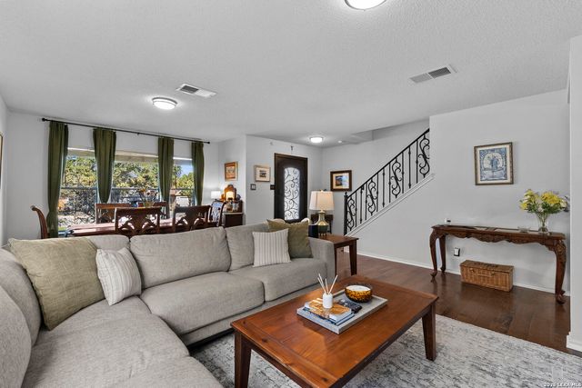 11422 Lima Dr, San Antonio, TX 78213