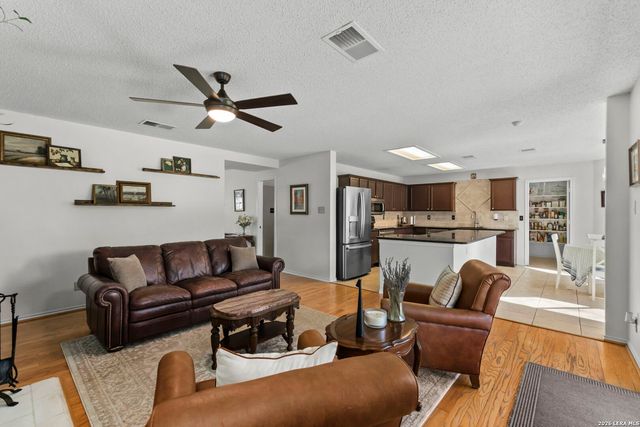 11422 Lima Dr, San Antonio, TX 78213