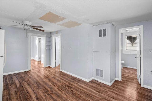 2119 W CHESTNUT STREET, Tampa, FL 33607