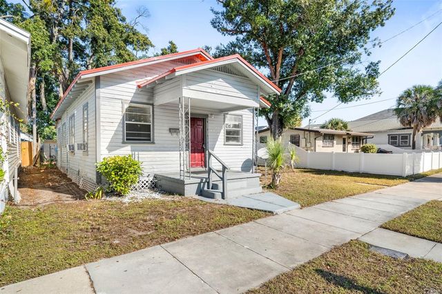 2119 W CHESTNUT STREET, Tampa, FL 33607