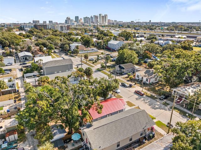 2119 W CHESTNUT STREET, Tampa, FL 33607
