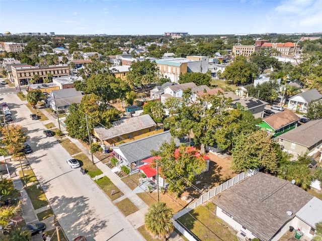 2119 W CHESTNUT STREET, Tampa, FL 33607