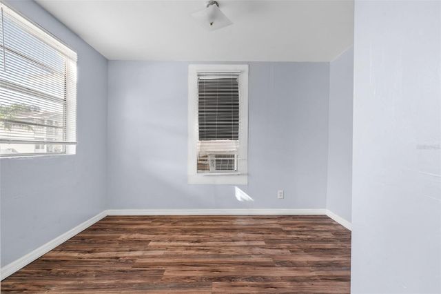 2119 W CHESTNUT STREET, Tampa, FL 33607