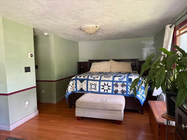 142 Jamieson Road, Holden, MA 01520