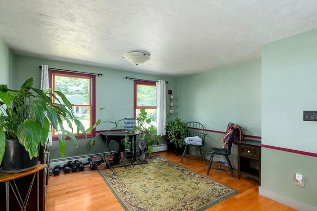 142 Jamieson Road, Holden, MA 01520