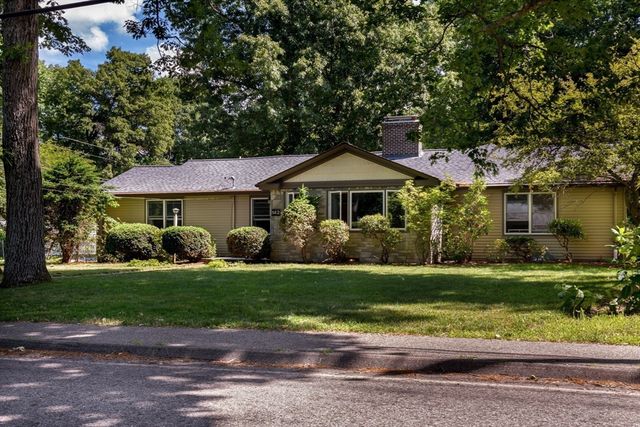 142 Jamieson Road, Holden, MA 01520