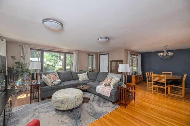 142 Jamieson Road, Holden, MA 01520