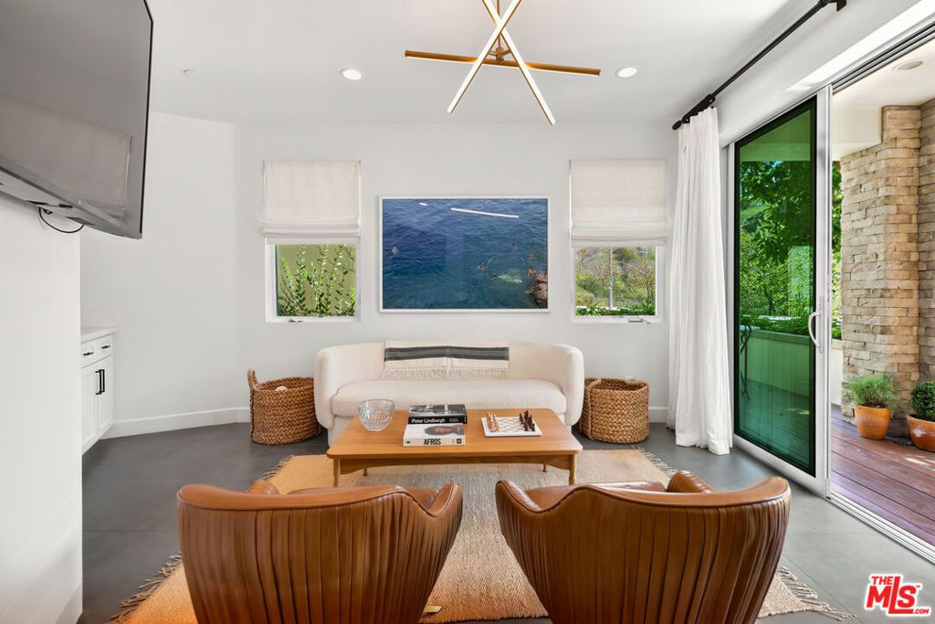 12824 S Seaglass Circle, Los Angeles, CA 90094 — photo 2