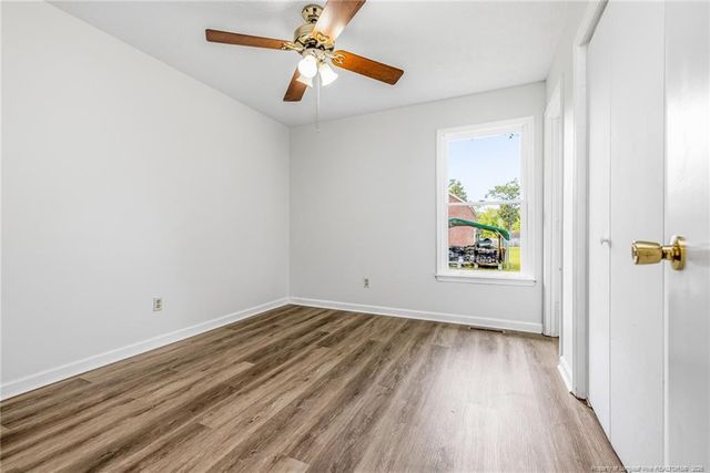 302 W 6th Avenue, Raeford, NC 28376