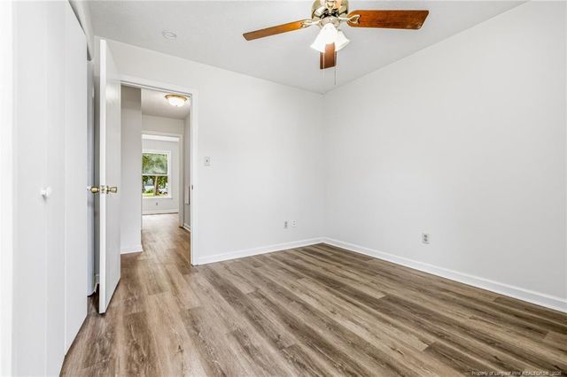 302 W 6th Avenue, Raeford, NC 28376