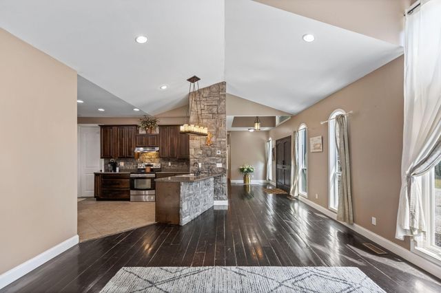 304 Lees Chapel Road, Sweetwater, TN 37874