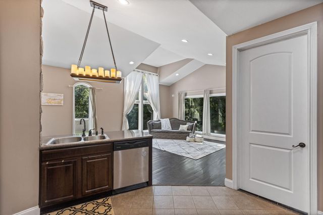 304 Lees Chapel Road, Sweetwater, TN 37874