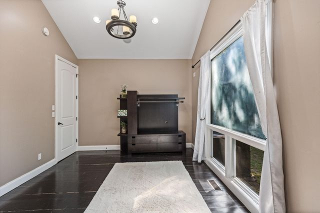 304 Lees Chapel Road, Sweetwater, TN 37874