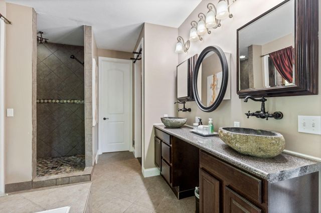 304 Lees Chapel Road, Sweetwater, TN 37874