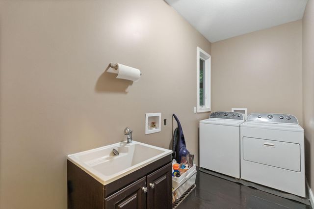 304 Lees Chapel Road, Sweetwater, TN 37874