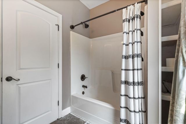 304 Lees Chapel Road, Sweetwater, TN 37874