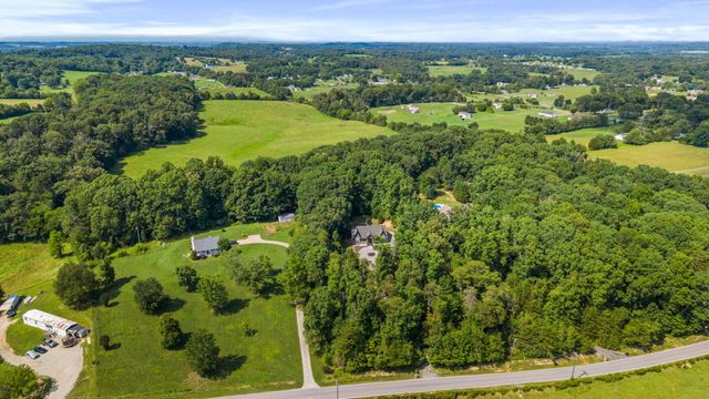 304 Lees Chapel Road, Sweetwater, TN 37874