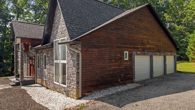 304 Lees Chapel Road, Sweetwater, TN 37874