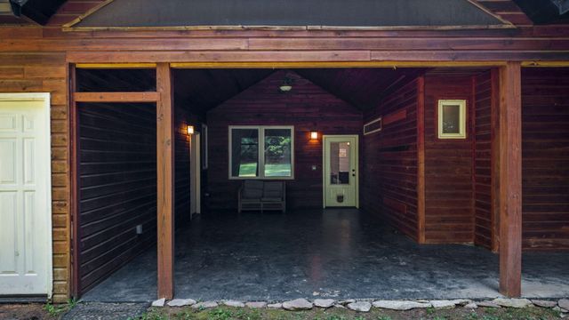 304 Lees Chapel Road, Sweetwater, TN 37874