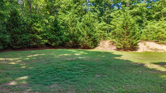304 Lees Chapel Road, Sweetwater, TN 37874