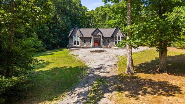 304 Lees Chapel Road, Sweetwater, TN 37874