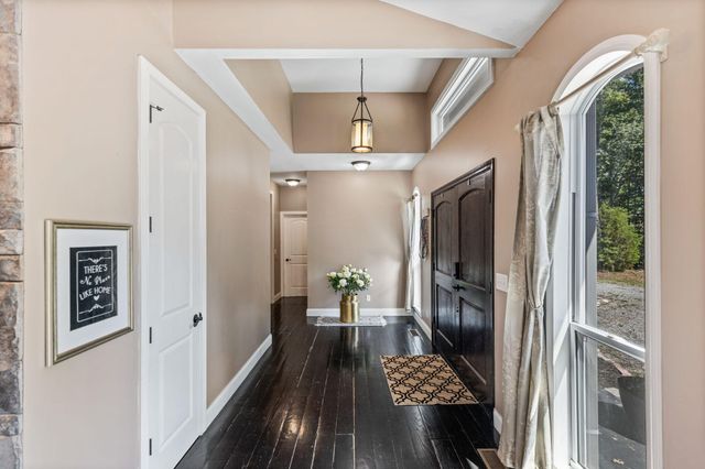 304 Lees Chapel Road, Sweetwater, TN 37874