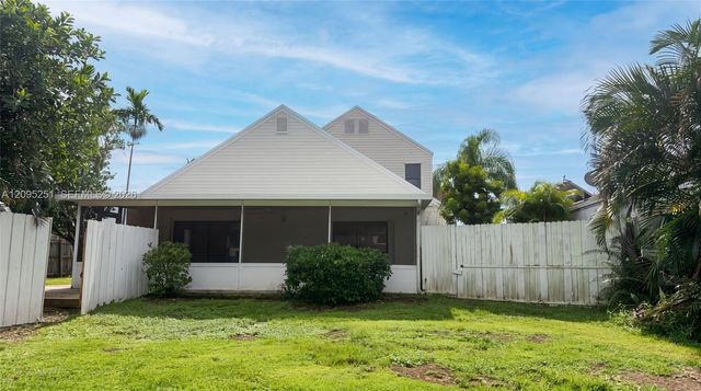 87 Buxton Lane, Boynton Beach, FL 33426