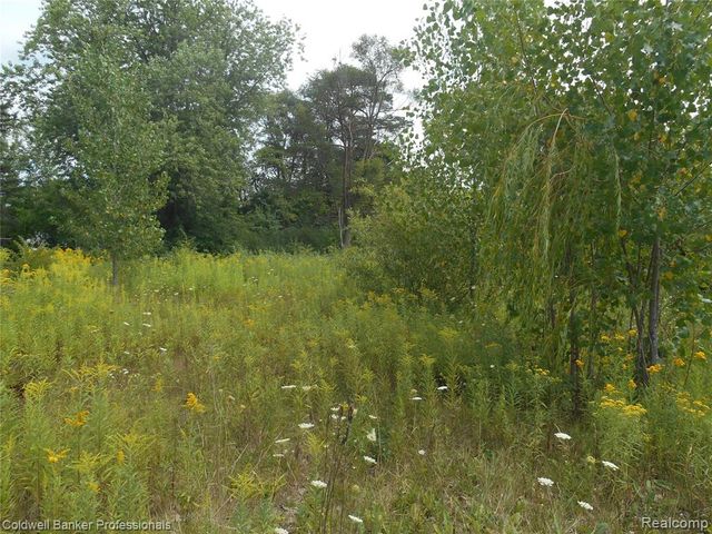 2448 Clayward Drive, Burton, MI 48509