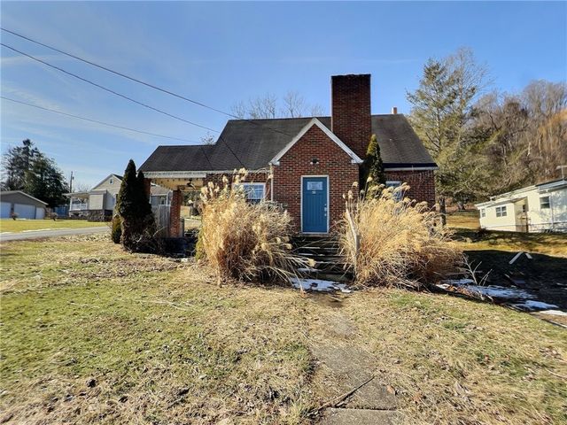 41 Bethlehem St, East Bethlehem, PA 15333