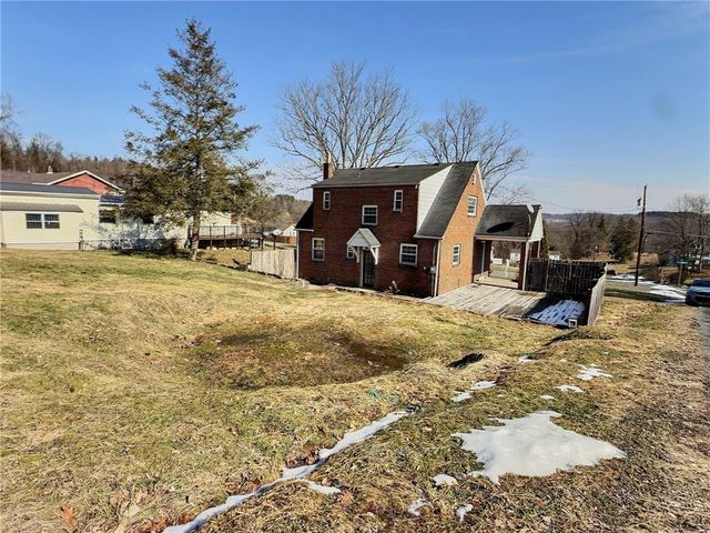 41 Bethlehem St, East Bethlehem, PA 15333