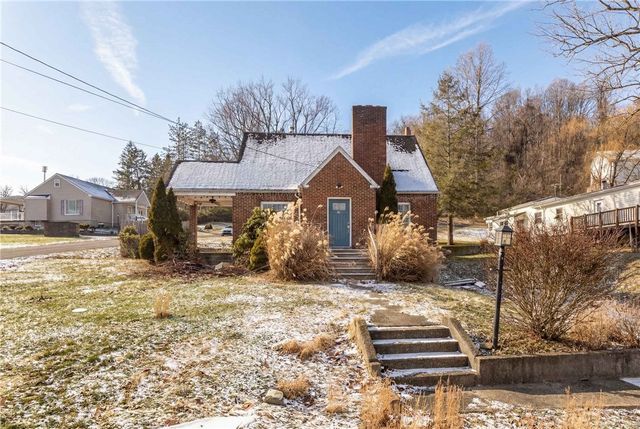 41 Bethlehem St, East Bethlehem, PA 15333