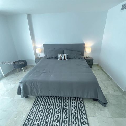 2101 Brickell Avenue 2809, Miami, FL 33129