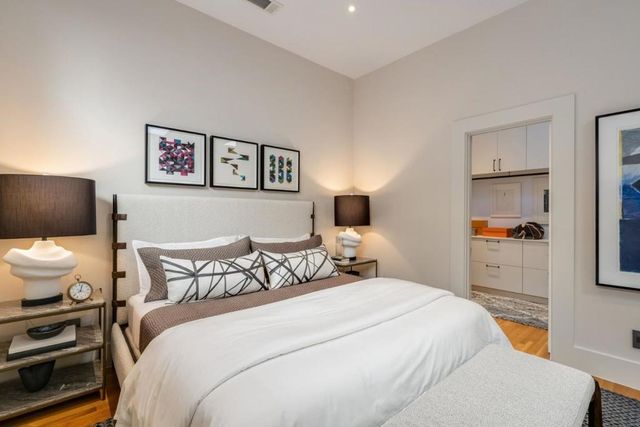 653 Dolores Street, San Francisco, CA 94110