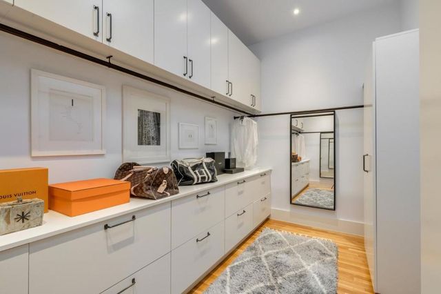 653 Dolores Street, San Francisco, CA 94110