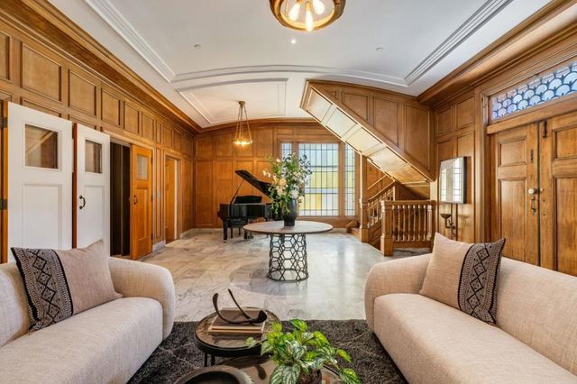 653 Dolores Street, San Francisco, CA 94110