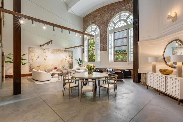 653 Dolores Street, San Francisco, CA 94110