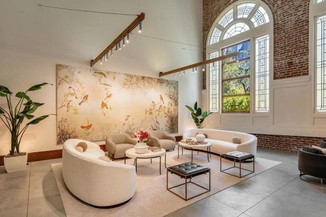 653 Dolores Street, San Francisco, CA 94110