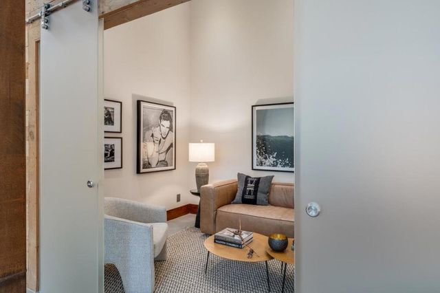 653 Dolores Street, San Francisco, CA 94110