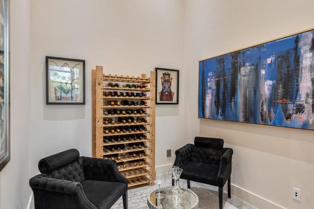653 Dolores Street, San Francisco, CA 94110