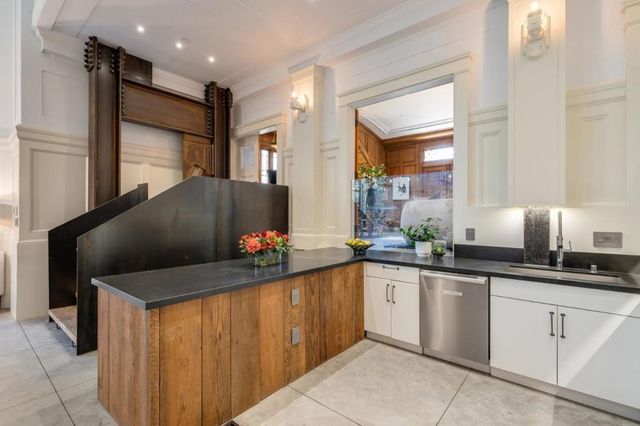 653 Dolores Street, San Francisco, CA 94110