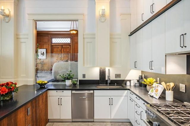 653 Dolores Street, San Francisco, CA 94110