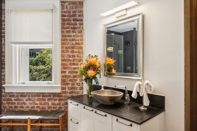 653 Dolores Street, San Francisco, CA 94110