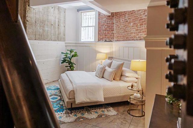 653 Dolores Street, San Francisco, CA 94110