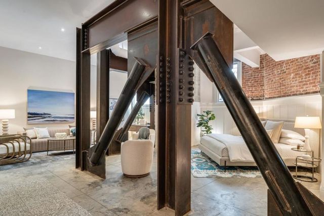 653 Dolores Street, San Francisco, CA 94110