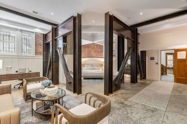 653 Dolores Street, San Francisco, CA 94110