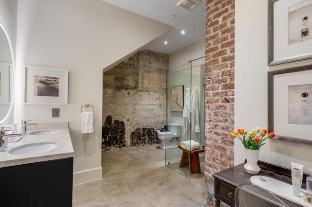 653 Dolores Street, San Francisco, CA 94110