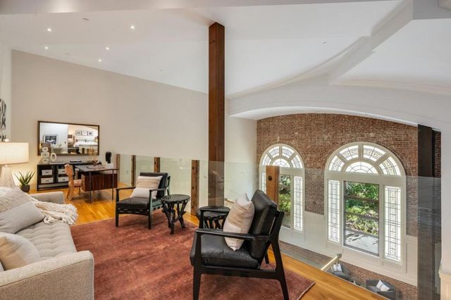 653 Dolores Street, San Francisco, CA 94110