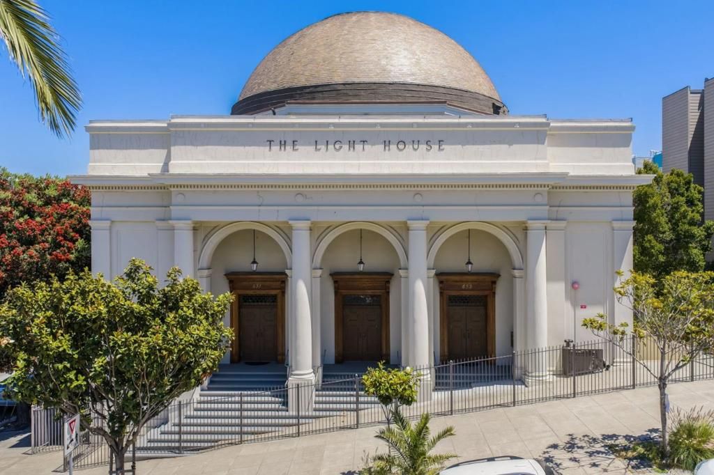 653 Dolores Street, San Francisco, CA 94110