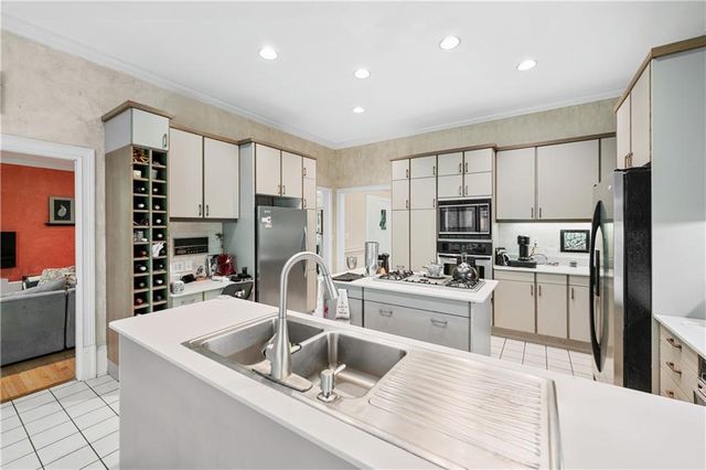 5105 Jett Forest NW Trail, Atlanta, GA 30327