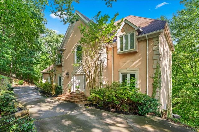 5105 Jett Forest NW Trail, Atlanta, GA 30327